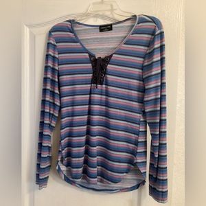 NWT Urban girl long sleeve blouse size L